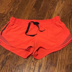 COPY - Lululemon Hotty Hot Shorts Pop Orange
